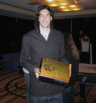 Illustration for article titled NBA All Stars and Their Custom PS3s